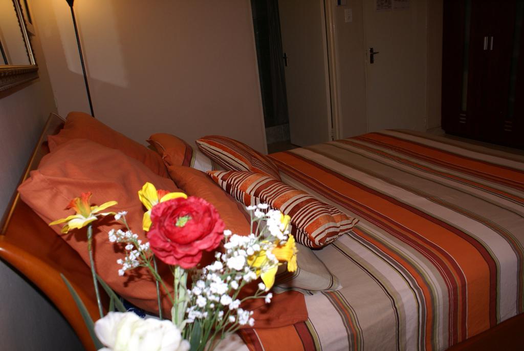 Ekhaya Lodge Pietermaritzburg Chambre photo